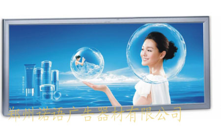 如何選擇高品質的拉布燈箱？